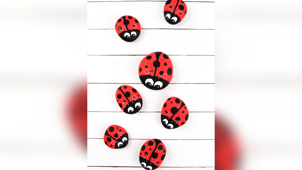 How to Do Diy Rock Painting Ladybugs