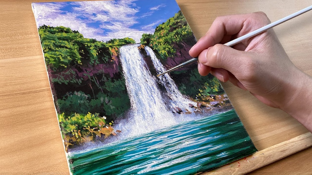 How to Paint a Waterfall With Acrylics
